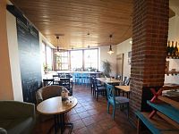 Dům s vůní kávy, životem a investičním potenciálem – Uherské Hradiště - 479af171-0e80-4f2b-8e0b-becac1cc5b10.jpg