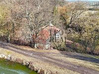 Nabídka pro romantiky a samotáře, RD 183 m2, zahrada 2 027 m2 - 2.JPG