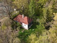 Nabídka pro romantiky a samotáře, RD 183 m2, zahrada 2 027 m2