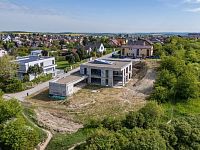 Prodej, Výjimečná vila s vnitřním bazénem, užitnou plochou 780 m² prostoru pro náročné - 17.jpg