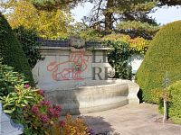 Prodej rodinného domu 350 m², pozemek 918 m² - 13.jpg