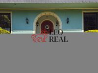 Prodej rodinného domu 350 m², pozemek 918 m² - 16.jpg