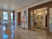 Prodej rodinného domu 350 m², pozemek 918 m² - 18.jpg