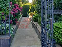 Prodej rodinného domu 350 m², pozemek 918 m² - 5.jpg