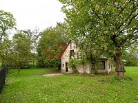 Stavební pozemek s domem k rekonstrukci – TOP lokalita Kamionka, Třinec, 935 m² - 2.jpg