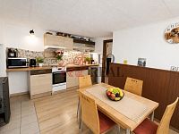 Vedrovice, RD 2+kk, CP 336m2, zahrada - 917ef5bd-f20e-425e-a9ac-3998a29e6eeb.jpg