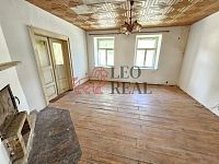 Rodinný statek s duší – uzavřený dvůr a prostor pro vaše sny v centru Velkých Opatovic - 1000080838.jpg