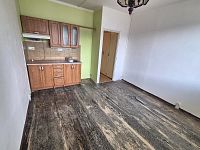 Pronájem 1+kk, 20 m² – centrum Liberce, ul. Vaňurova - 20260611_141500.jpg