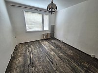 Pronájem 1+kk, 20 m² – centrum Liberce, ul. Vaňurova - 20260611_141534.jpg