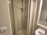 Pronájem 1+kk, 20 m² – centrum Liberce, ul. Vaňurova - 20260611_141546.jpg