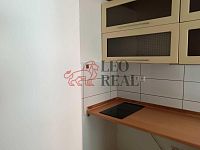 Nabízím pronájem bytu 1+kk v ulici Bezručova Děčín. - IMG-20260610-WA0013.jpg