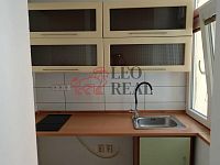 Nabízím pronájem bytu 1+kk v ulici Bezručova Děčín. - IMG-20260610-WA0014.jpg