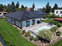 Prodej, rodinný dům, dispozice 4+kk/Garáž, terasa, bazén, pozemek 1690 m2, Na Lukách, Unhošť