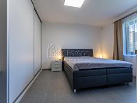 Prodej, rodinný dům, dispozice 4+kk/Garáž, terasa, bazén, pozemek 1690 m2, Na Lukách, Unhošť - UNHOST8.jpg