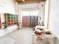 Prodej rodinného domu 4+1, Vedrovice, 870m2 - 7a8b97f2-8ef7-4e83-90d5-e9e423bd15bf.jpg