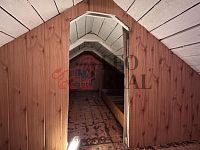 Prodej útulné rekreační chaty se zahradou 486 m² – Jesenice, Osnice - IMG_5841.jpeg