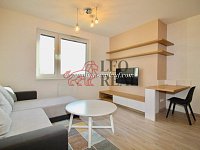 Pronájem luxusního bytu 2+kk, zařízený, 63 m², šatna, lodžie, garáž, Strnadových, Vysočany, Praha 9 - 16.jpg