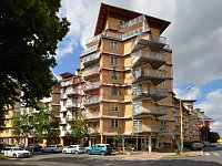 Pronájem bytu 4+1, 130 m² - 1.jpg