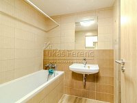 Pronájem bytu 1+kk/Terasa, 37 m², ul. Lázeňská, Slaný - 1756233096-7583.jpg