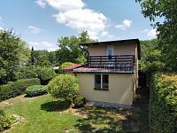 Prodej, rekreační chata, 2+1, 55 m², pozemek 376 m², ul. Na Lesích, Vráž u Berouna - dji_fly_20260713_125412_619_1783941090210_photo_optimized.jpg