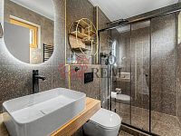 Krásně zrekonstruovaná chata 2+kk, 47 m2 + zahrada + zahradní domek - RD, Kamenná Lhota (18).jpg