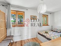 Krásně zrekonstruovaná chata 2+kk, 47 m2 + zahrada + zahradní domek - RD, Kamenná Lhota (20).jpg