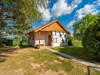 Krásně zrekonstruovaná chata 2+kk, 47 m2 + zahrada + zahradní domek - RD, Kamenná Lhota (24).jpg