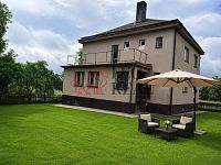 Dvougenerační rodinný dům se dvěma byty 3+1