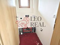 Prodej rodinného domu 4+kk s rekuperací a velkou zahradou – Jílové u Prahy - m.jpg
