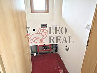 Prodej rodinného domu 4+kk s rekuperací a velkou zahradou – Jílové u Prahy - m.jpg