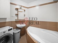 Prodej, byt 2+kk, o velikosti 43,6 m², Březohorská, Příbram - DSC09551.jpg