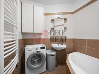 Prodej, byt 2+kk, o velikosti 43,6 m², Březohorská, Příbram - DSC09560.jpg