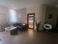 Pronájem obchodních prostoru blízko centra Vyškova - PHOTO-2026-08-08-00-49-36.jpg