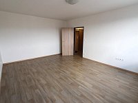 Pronájem zrekonstruovaného 1+1, 35 m2, Liberec - Pazderkova - 20210308_114006.jpg