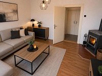 INVESTICE ZLÍN, REKONSTRUKCE – RD SE 2 SAMOSTATNÝMI BYTY 3+KK, MOŹNOST PÚDNÍ VESTAVBY 93 m2, ZAHRADA 459 m2- DALŚÍ MOŽNÁ VÝSTAVBA - 46B1DB30-AECC-4C23-9AFD-4E04C9818E17.jpg