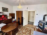 INVESTICE ZLÍN, REKONSTRUKCE – RD SE 2 SAMOSTATNÝMI BYTY 3+KK, MOŹNOST PÚDNÍ VESTAVBY 93 m2, ZAHRADA 459 m2- DALŚÍ MOŽNÁ VÝSTAVBA - IMG_0811.jpeg