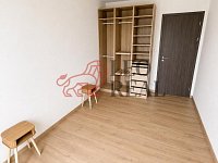 Pronájem bytu 2+kk (56 m²) s terasou (30 m²) a možností garážového stání – Malý Háj - 5 (kopie).jpg