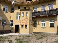 Prodej bytu 1+1, 37 m² s využitím zahrady — Opava, nám. Svaté Trojice - opava_bez suti.jpg