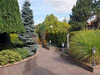 Prodej vily 350 m², pozemek 918 m² - 4.jpg