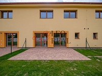 ½ rodinného domu o dispozici 5+kk, 150 m2 + zahrada + 2 parkovací stání - RDK_3904.jpg