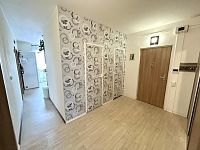 Prodej prostorného bytu 3+1 upravený na 4+1, 4x lodžie, Hradce Králové - IMG_7004.jpeg