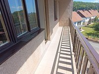 Prodej cihlového bytu 3+1, který má dva balkony - IMG_20260625_115355.jpg