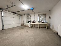 Prodej rodinný dům 302 m², pozemek 1 071 m² - Garáž 2.jpg