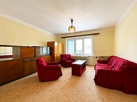 Prodej bytu 2+1 54,8 m² - Obývací pokoj 1.jpg