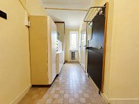 Prodej bytu 2+1 54,8 m² - Vstupní chodba 1.jpg