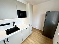 Cihlový byt 3+1 s lodžií – Lázně Bělohrad, ul. Zámecká - IMG_4030.jpeg