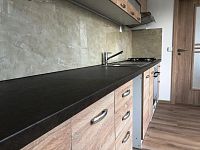 Nájem kompletně zrekonstruovaného bytu 2+1+balkon, ul. Ukrajinská, Litvínov - IMG_6414.jpg