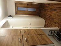 Nájem kompletně zrekonstruovaného bytu 2+1+balkon, ul. Ukrajinská, Litvínov - IMG_6442.jpg