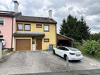 K pronájmu prostorný rodinný dům 5+kk s nádherným výhledem v Hájku