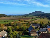 Dům s velkým pozemkem v Blíževedlích na prodej od 1.11.2025 - dji_fly_20251020_135808_399_1760969061928_photo_optimized(1).jpg